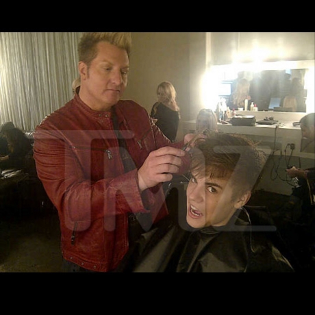 Justin Bieber Gets A Haircut